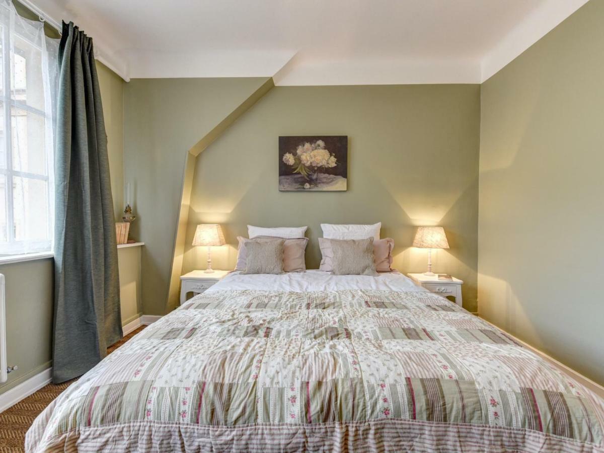 H-Bnb - Les Meubles Du 1 Bed and Breakfast Metz Esterno foto